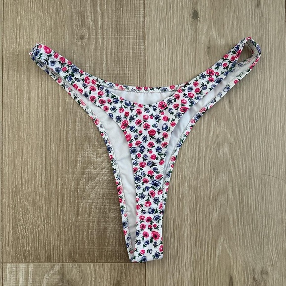 ‘BABYMOON’ THONG BOTTOMS - Picture 4 of 7